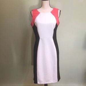 Ronni Nicole sleeveless shape dress